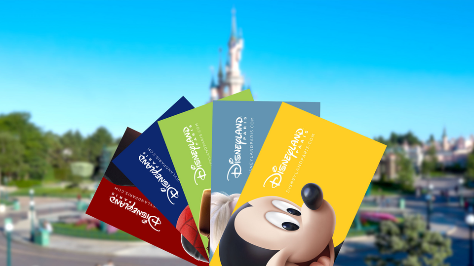 Photo of Enjoy The Luxurious Shopping, The Glamour And The Panache Of Paris At This Magical Place 4/4 by Disneyland Paris