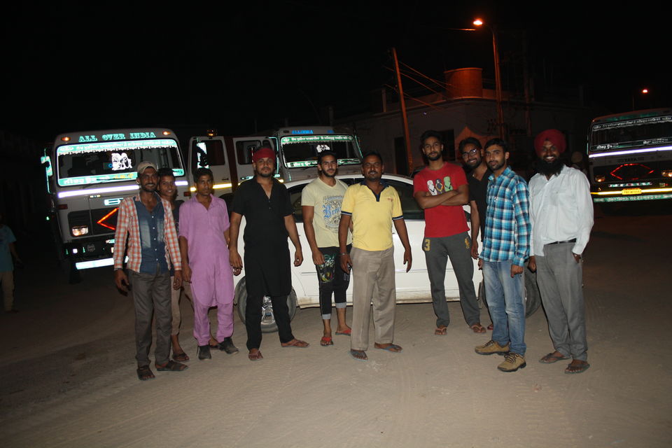 Photo of My Hitchhiking Experiences with Punjabi Drivers 2/18 by Hitesh Bhatt
