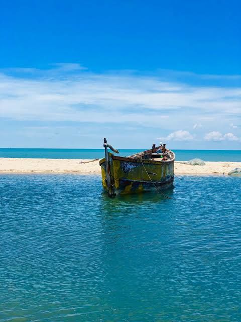Photo of GHOST TOWN !! by Mytri Komakula