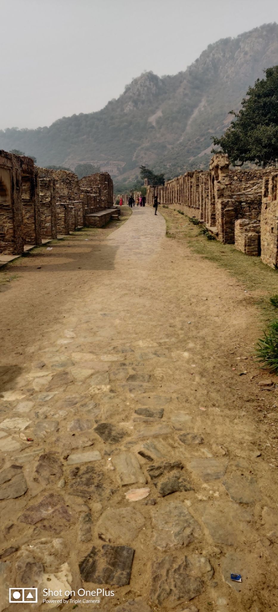 Photo of Bhangarh Fort, Bhangarh, Rajasthan, India by Mr.Grv