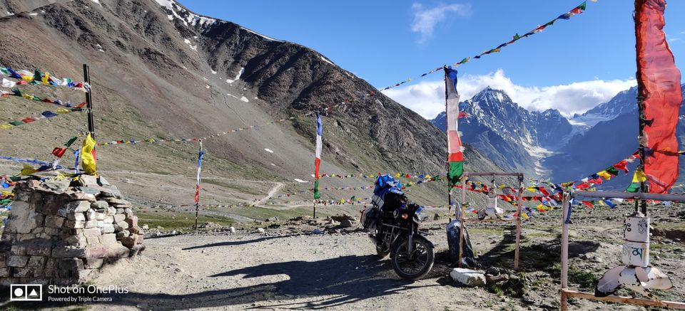 Photo of Kunzum La, Dhar Thachakarpo, Himachal Pradesh by Mr.Grv