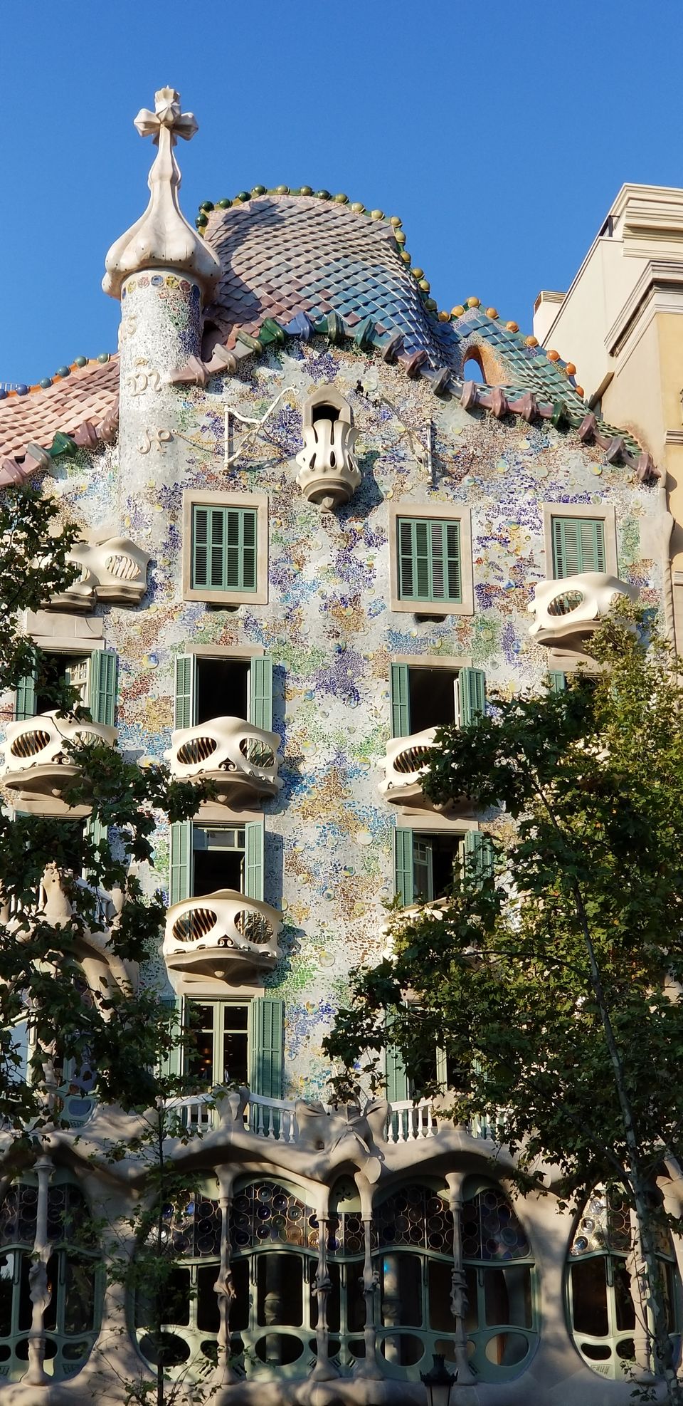 Photo of Casa Batlló, Passeig de Gràcia, Barcelona, Spain by Moushumi Ghosh