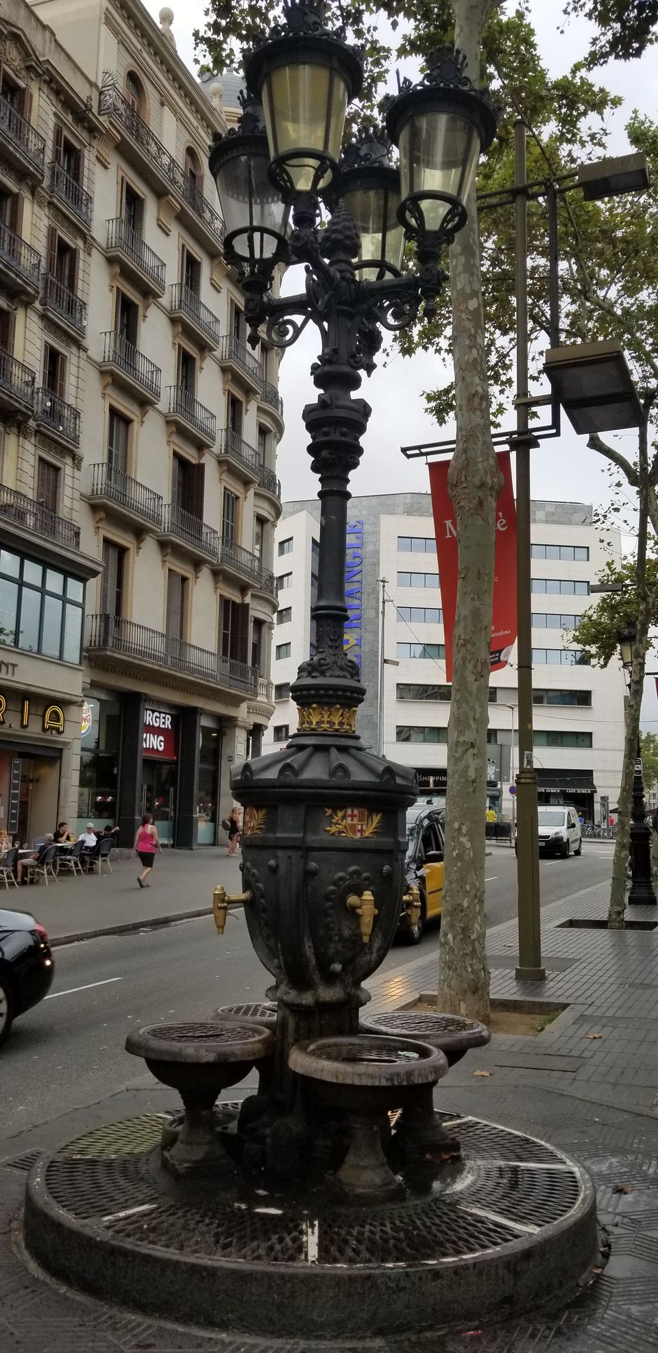 Photo of Font de Canaletes, La Rambla, Barcelona, Spain by Moushumi Ghosh