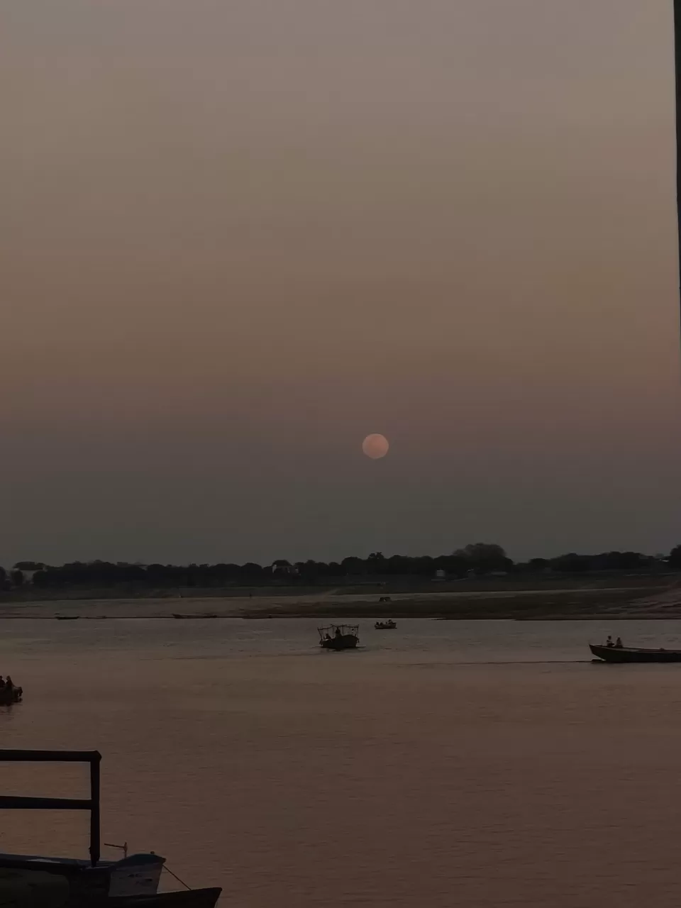 Photo of Varanasi by kibaaa