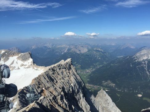 Photo of Visiting Zugspitze - Garmisch Germany [TRAVEL GUIDE] - ViraFlare 2/10 by ViraFlare