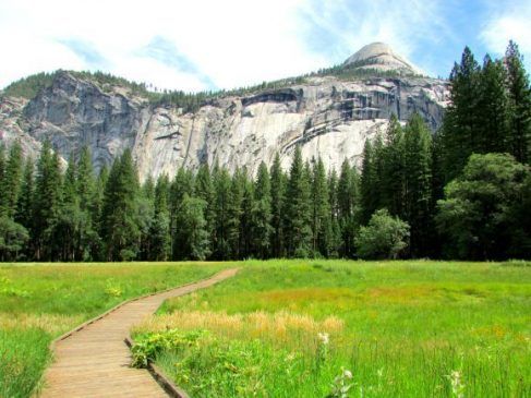 Photo of Best Hikes In Yosemite National Park [HIKING GUIDE] - ViraFlare 3/19 by ViraFlare