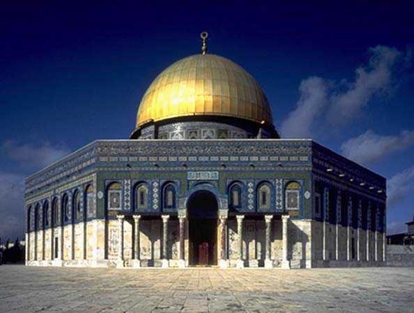 Photo of Exploring The Ancient City Of Jerusalem 1/5 by Fatema Diwan