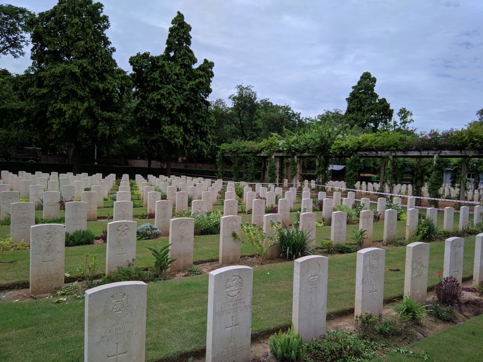Photo of Delhi War Cemetery, Delhi Cantonment, New Delhi, Delhi, India by Shubhanjal