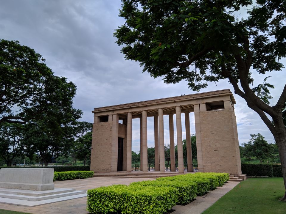 Photo of Delhi War Cemetery, Delhi Cantonment, New Delhi, Delhi, India by Shubhanjal
