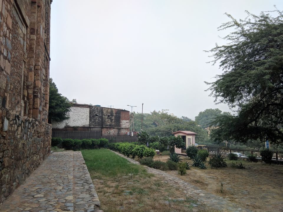 Photo of Tomb of Bijri Khan, Sri Venkateshwara Mandir Marg, Sector 2, Rama Krishna Puram, New Delhi, Delhi, India by Shubhanjal