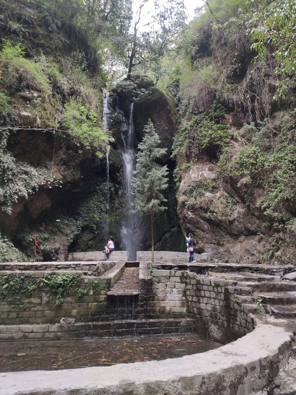 Photo of Jibhi Waterfall by Shravan Yadav