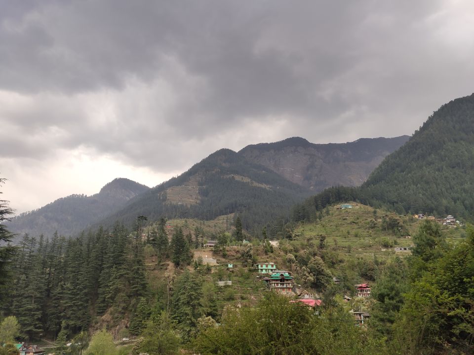 Photo of Jibhi Waterfall by Shravan Yadav