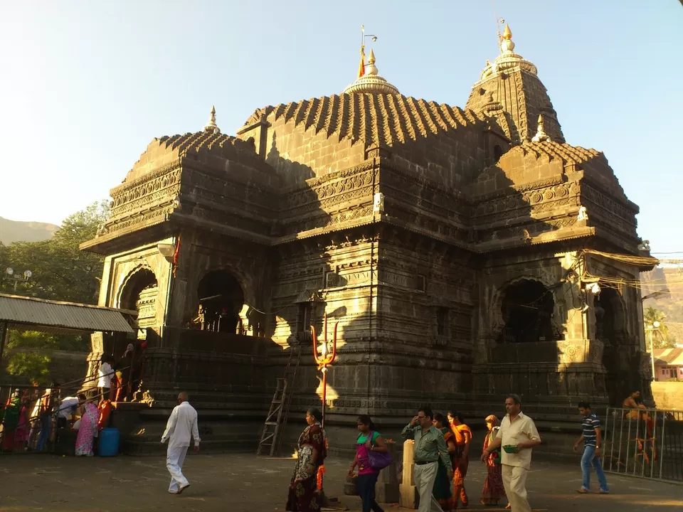 Photo of Trimbakeshwar Temple, Wadala Mahadeo, Maharashtra, India by Preethi