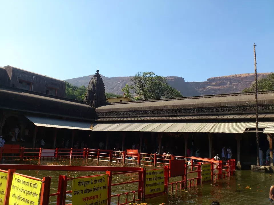 Photo of Kushavarta Kund, Trimbak, Maharashtra, India by Preethi