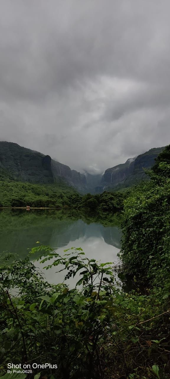 Photo of Devkund falls by Shreya Ameriya