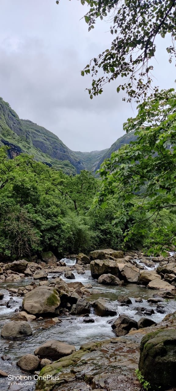 Photo of Devkund falls by Shreya Ameriya
