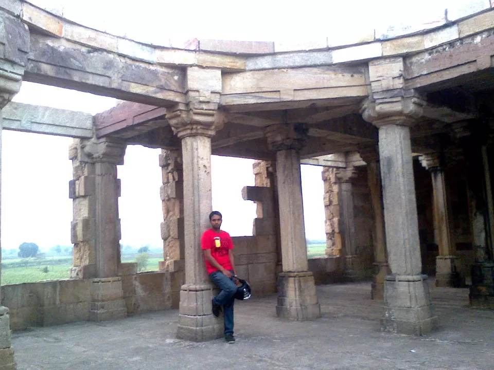 Photo of Kabutarkhana Pavilion, SH 150, Vadatalav, Gujarat, India by MONALISA (hungrywanderer)