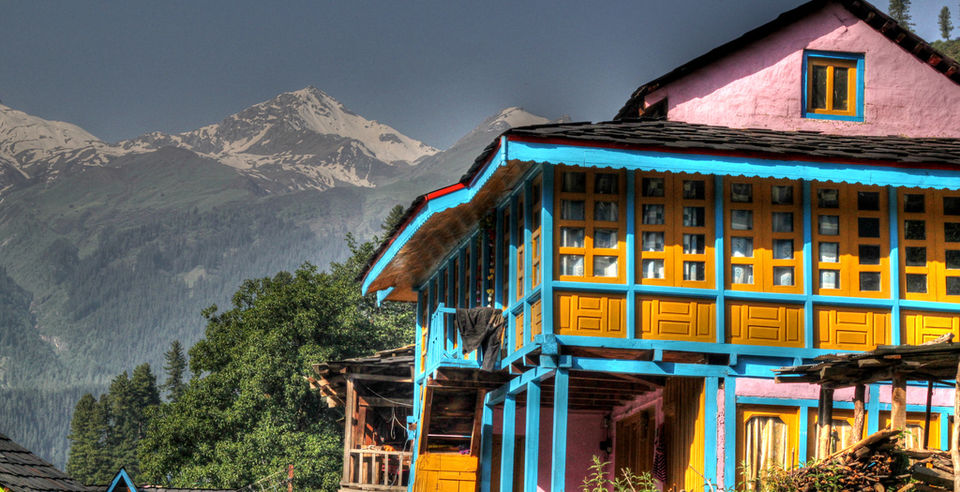 Photo of Tosh Village, Kullu, Himachal Pradesh, India by Karandeep Mehra