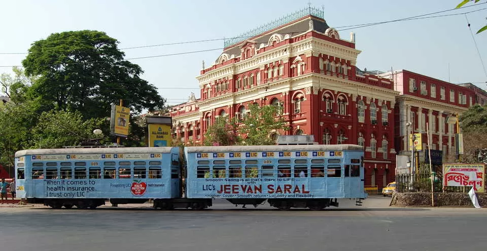 Photo of Dalhousie Square, RN Mukherjee Road, Lal Dighi, Lal Bazar, Kolkata, West Bengal, India by Travel Like We Do