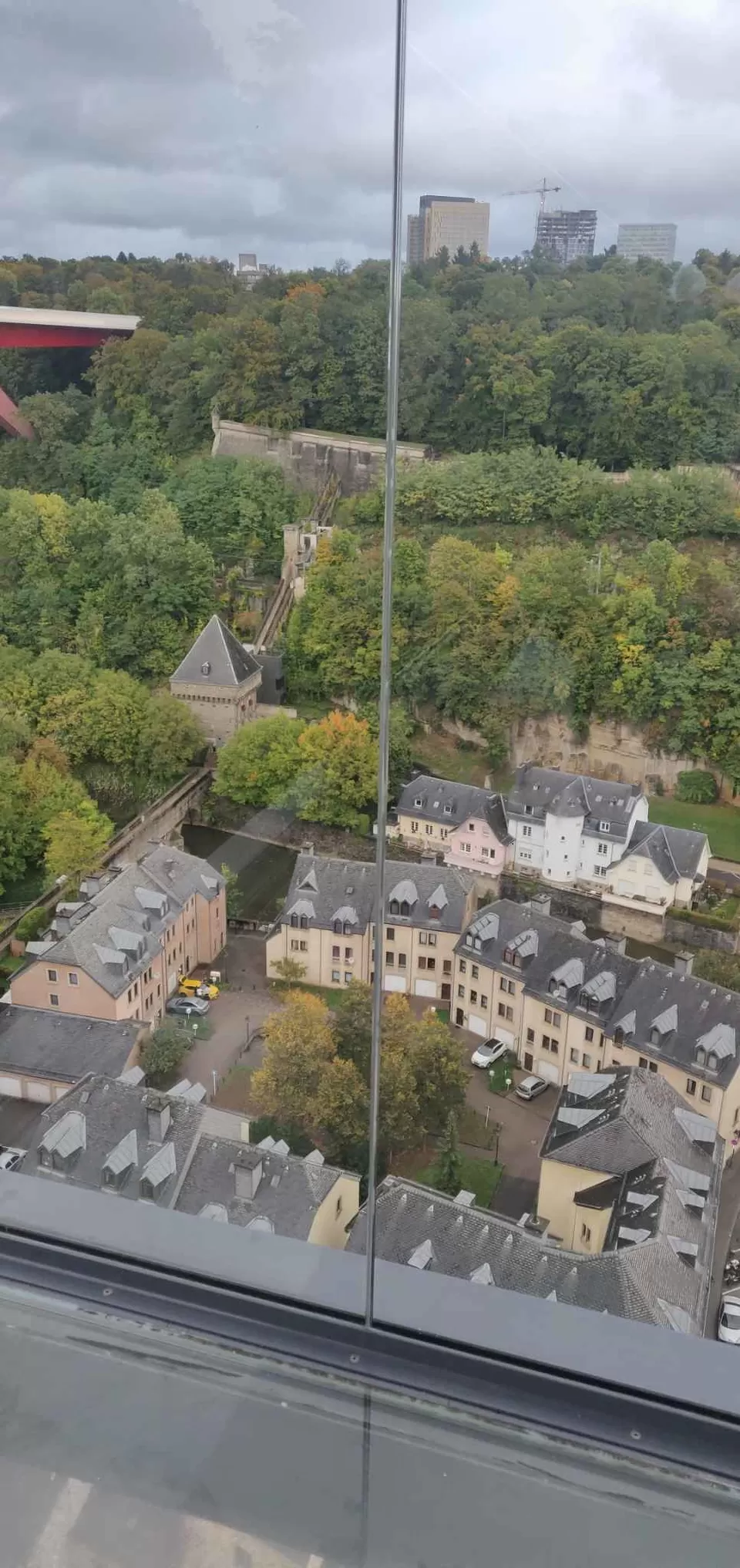 Photo of Pfaffenthal Lift / Aufzug/ Scenic lift, Rue du Pont, Luxembourg by Hiba Khan