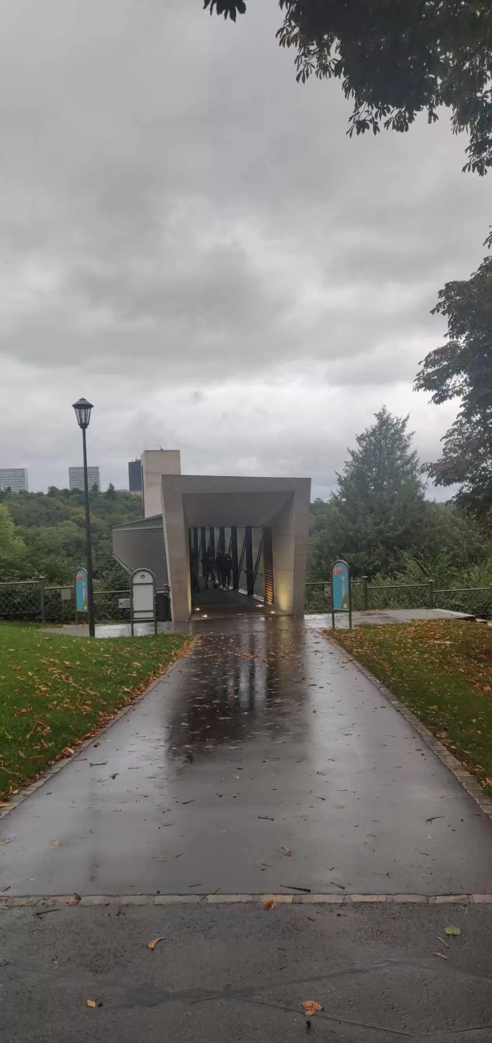 Photo of Pfaffenthal Lift / Aufzug/ Scenic lift, Rue du Pont, Luxembourg by Hiba Khan
