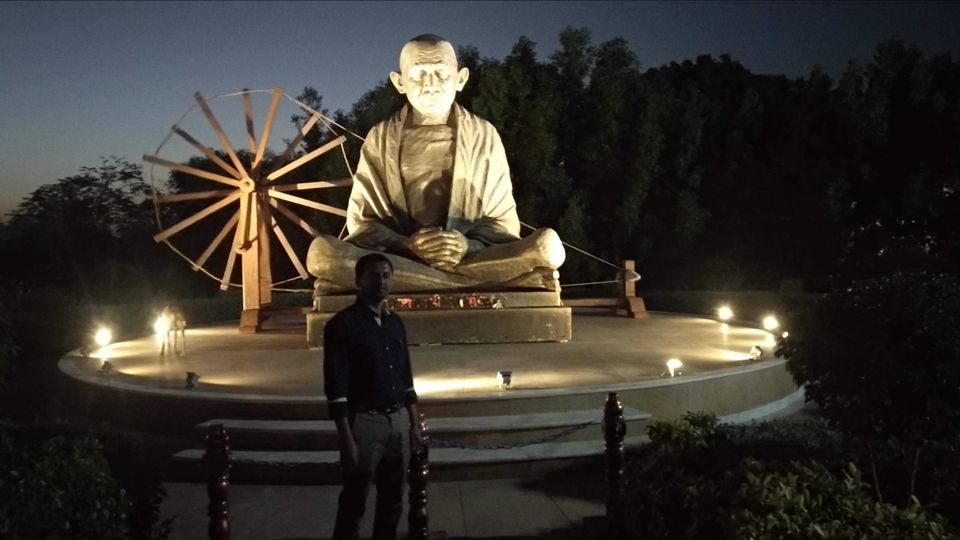 Photo of Vande Mataram Memorial, Way to Craft Park, Gujarat, India by pavan