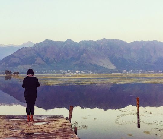Photo of My Solo Travel in Kashmir: Somewhere Among Kashmiriyat, Curfew and Kahwa, I left my Heart Behind | l 7/17 by Kanika Gupta