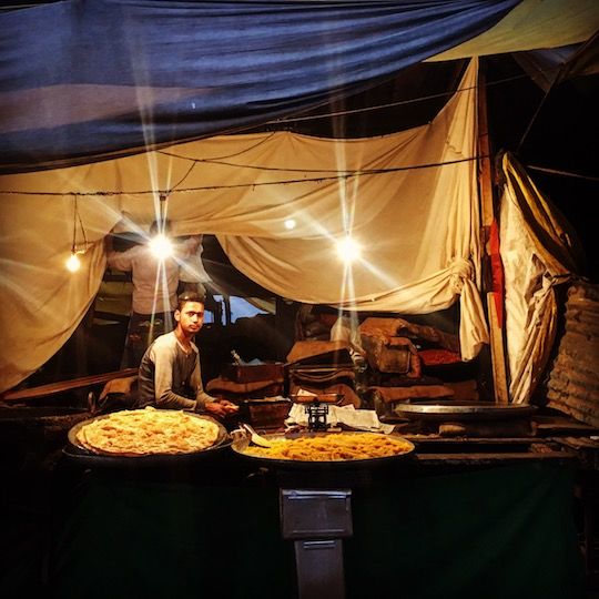 Photo of My Solo Travel in Kashmir: Somewhere Among Kashmiriyat, Curfew and Kahwa, I left my Heart Behind | l 13/17 by Kanika Gupta