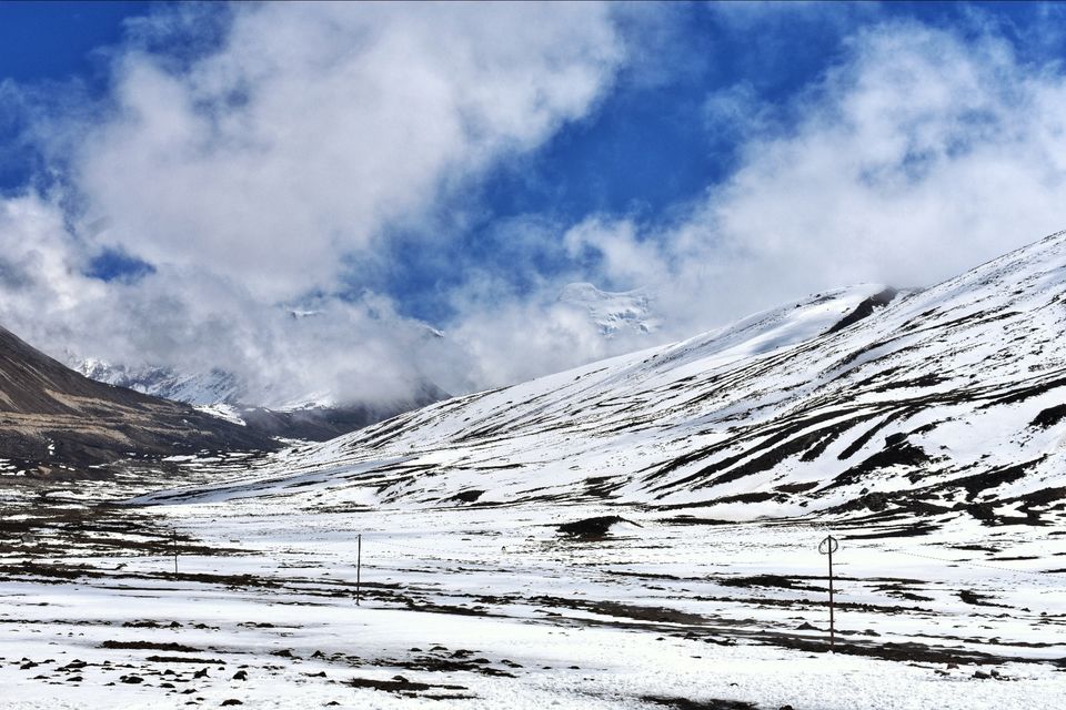 Photo of Zero Point Yumthang Valley, Sikkim, India by Anish Upadhyay