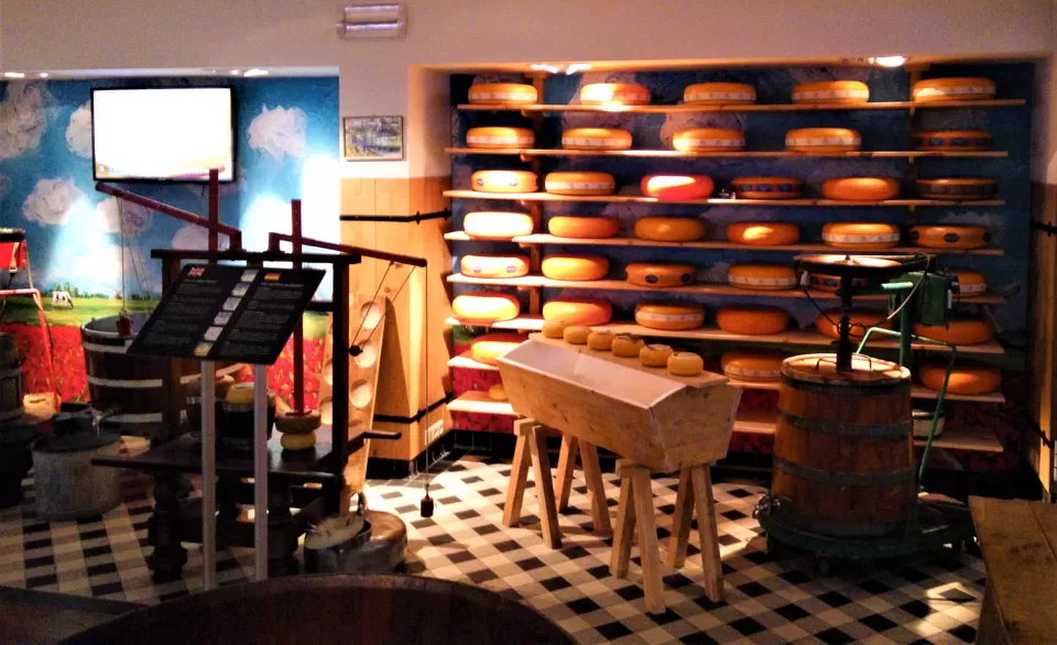 Photo of Volendam, Netherlands by travelindians