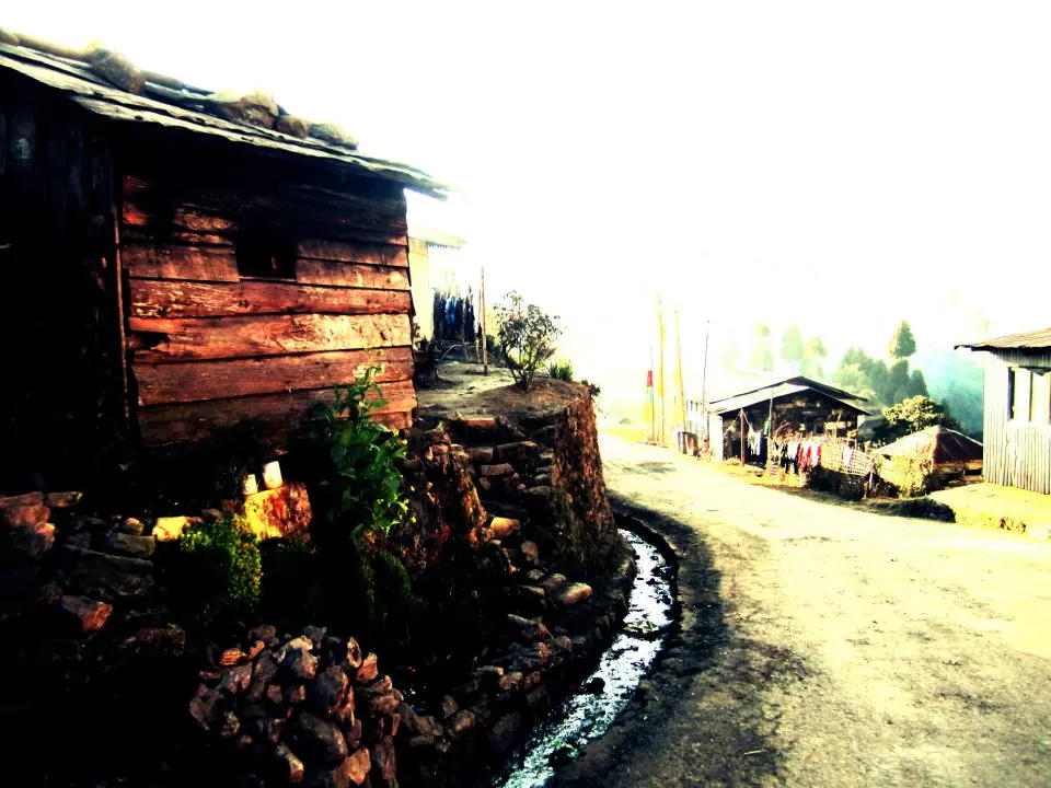 Photo of Dhotrey, West Bengal, India by Aniket Chattopadhyay