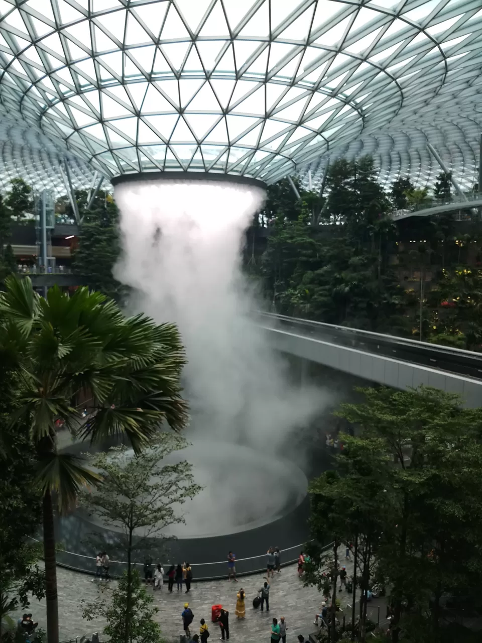 Photo of Airport Boulevard, HSBC Rain Vortex, Singapore by Nikhil Gupta