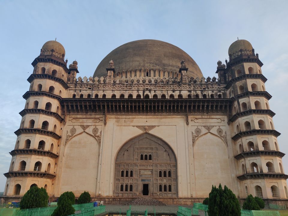 Photo of Gol Gumbaz, Jadar Galli, Vijayapura, Karnataka, India by Aishwarya Rao