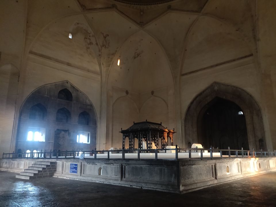 Photo of Gol Gumbaz, Jadar Galli, Vijayapura, Karnataka, India by Aishwarya Rao
