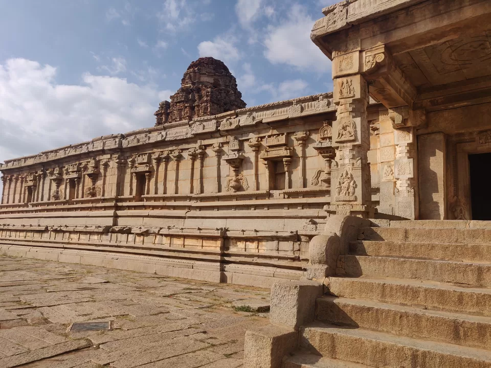 Photo of Musical pillars Mantapa, Village Road, Nimbapura, Karnataka, India by Aishwarya Rao
