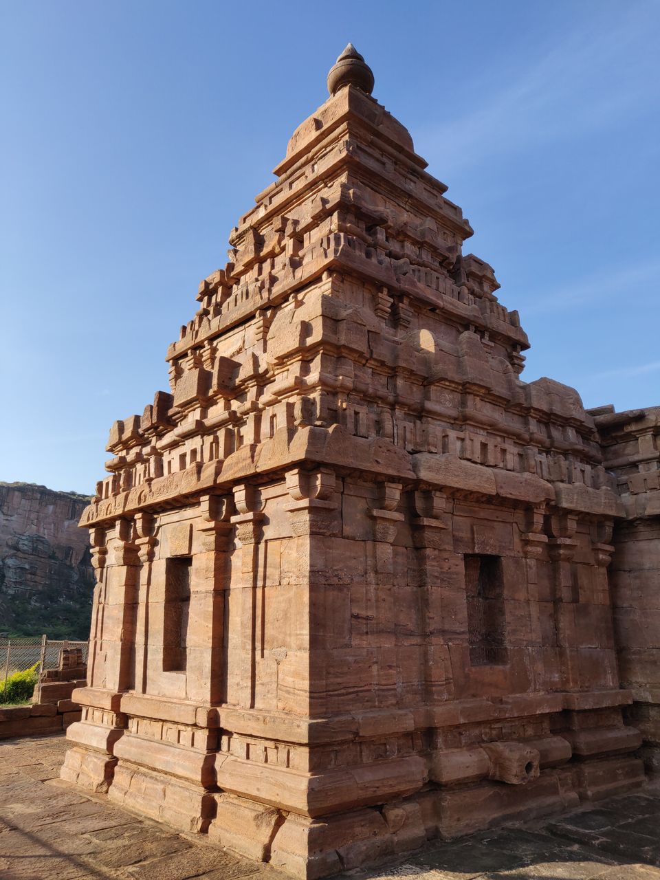 Photo of Bhootnath Temple, Badami, Karnataka, India by Aishwarya Rao