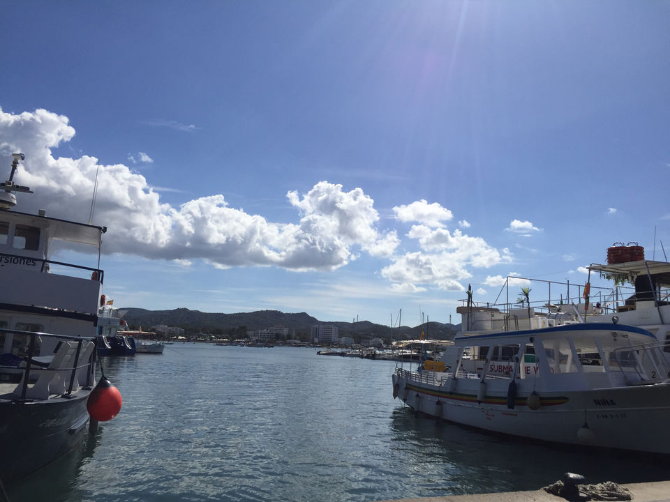Photo of Guide To Your Spanish Holiday ! by Saheli Banerjee