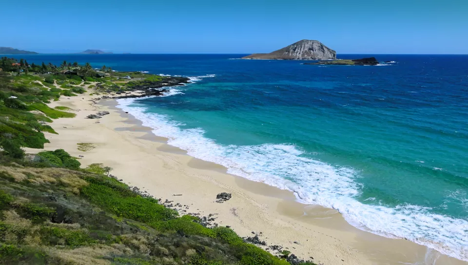 Photo of Mākua Beach, Hawaii, USA by Garima Kumar