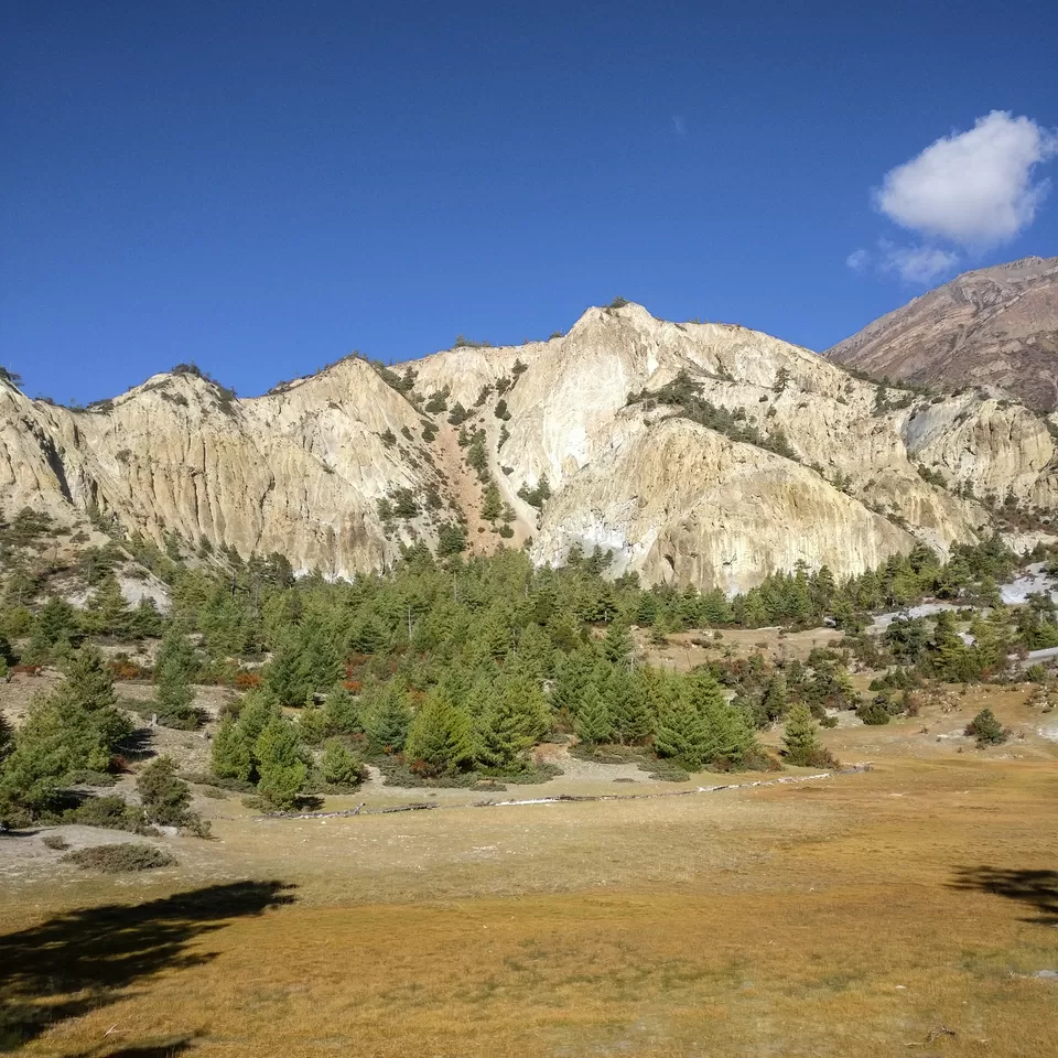 Photo of Manang, Nepal by Creedaz