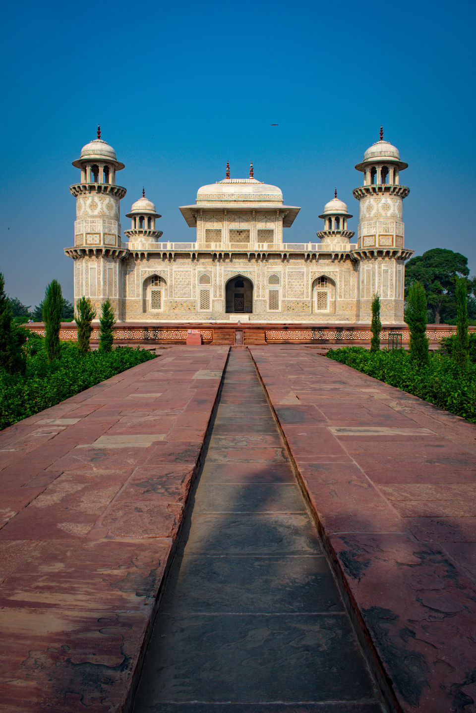 Photo of A Search for the Soul of Taj Mahal 1/2 by Siddharth Parashari