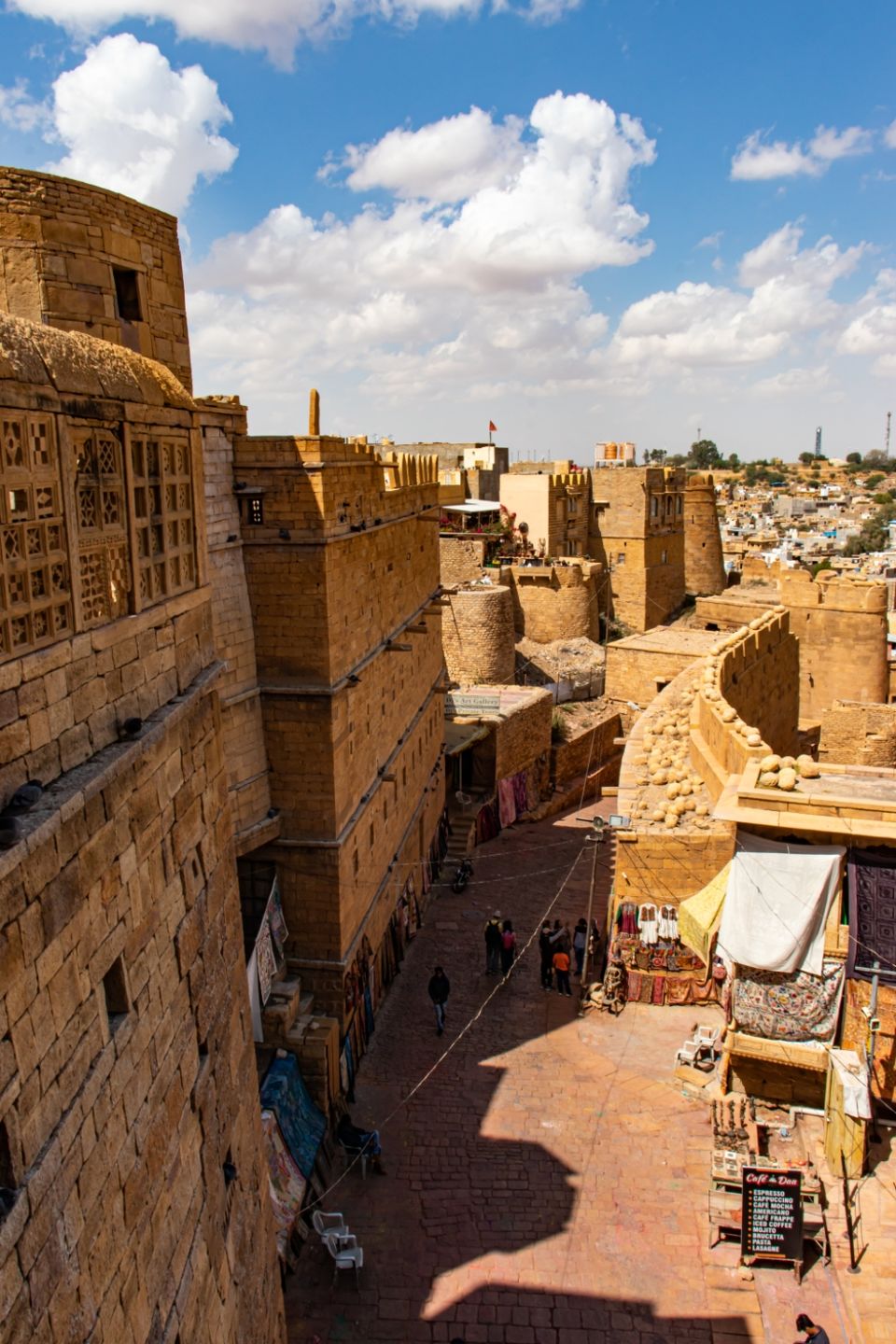 Photo of Jaisalmer Fort, near Gopa CHOCK, Dhibba Para, Manak Chowk, Amar Sagar Pol, Jaisalmer, Rajasthan, India by Himanshu Aggarwal