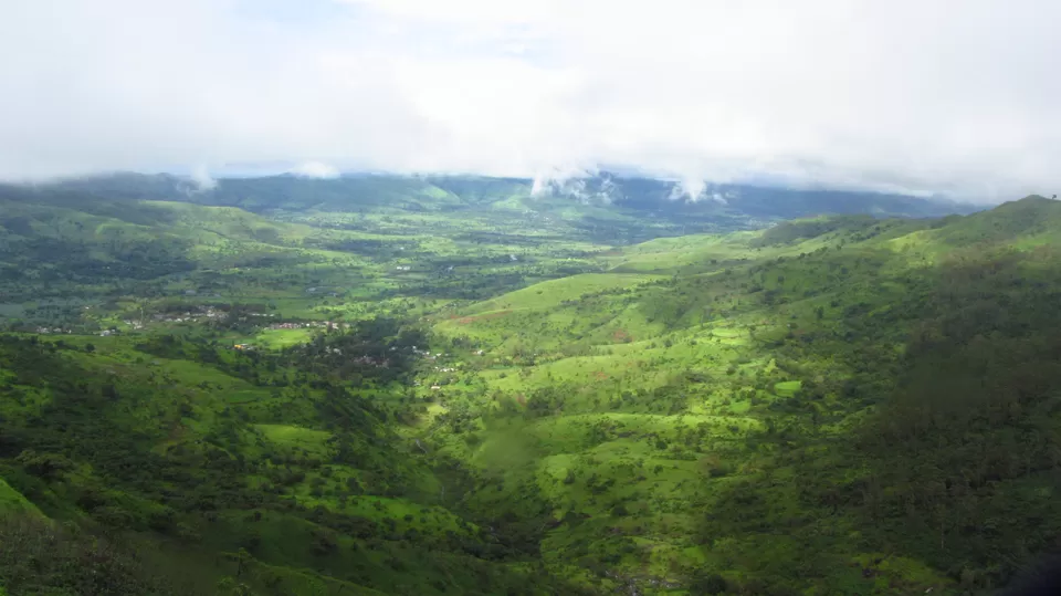 Photo of Torna Fort, Torna Foot Road, Charhat Wadi, Maharashtra, India by Vachana Shetty
