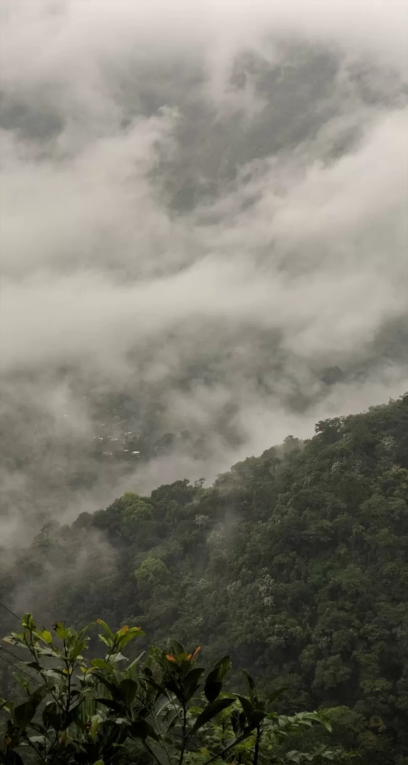 Photo of Cherrapunjee, Meghalaya, India by Dhiren Bhagtani