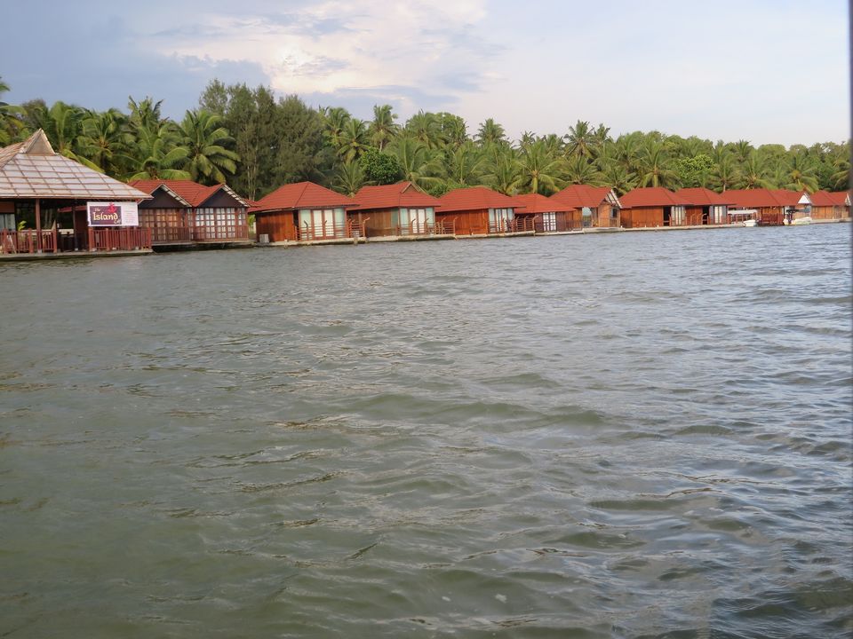 Photo of Family trip - God's Own Country and India's southernmost point 8/13 by Vaibhav Khandelwal
