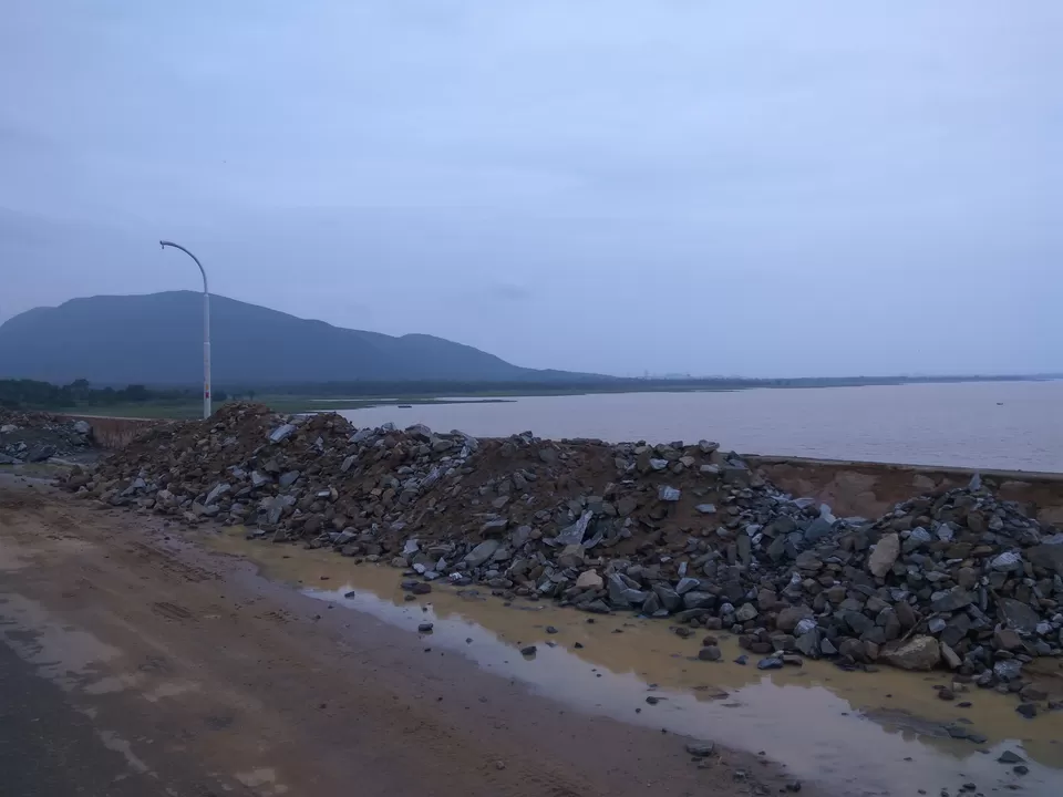 Photo of Maithon Dam, Kenjapahar Ist part al, Jharkhand, India by Proma Bhattacharya