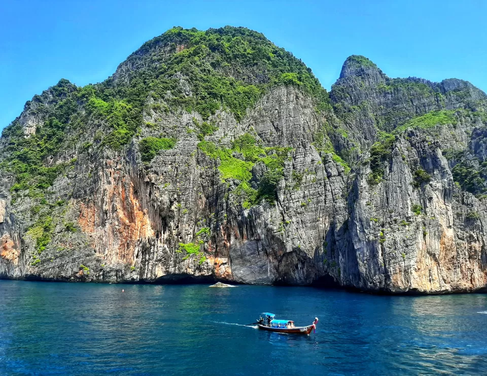 Photo of Relaxland thailand by daysimples