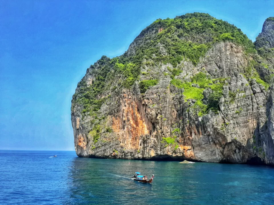 Photo of Relaxland thailand by daysimples