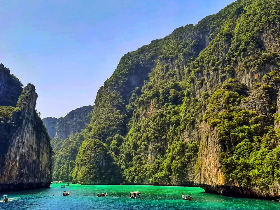 Photo of Relaxland thailand by daysimples