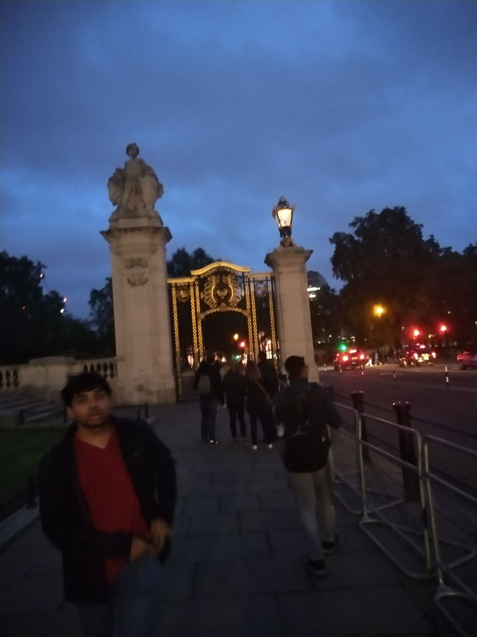 Photo of London by Sameer Tawde
