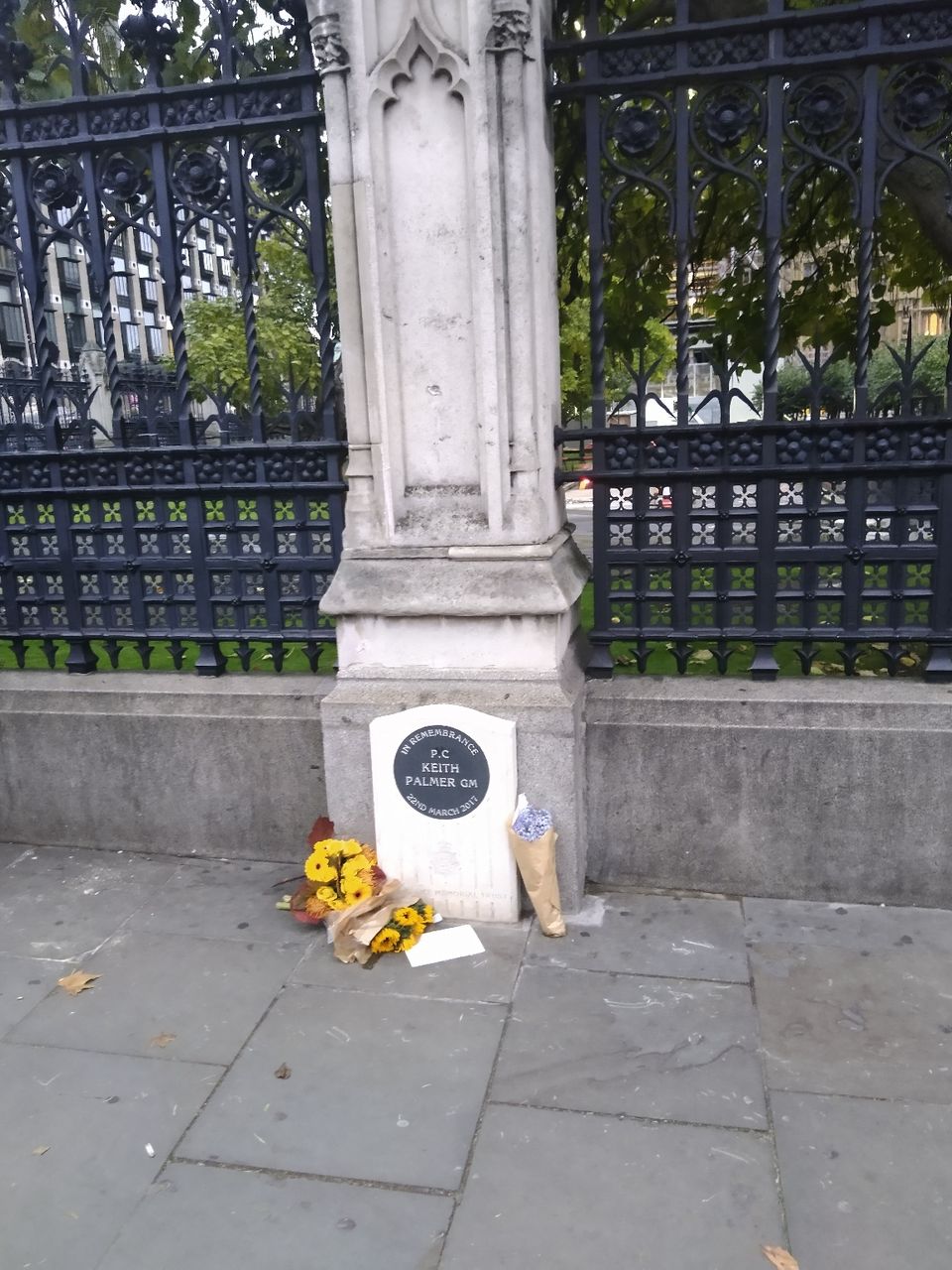 Photo of London by Sameer Tawde